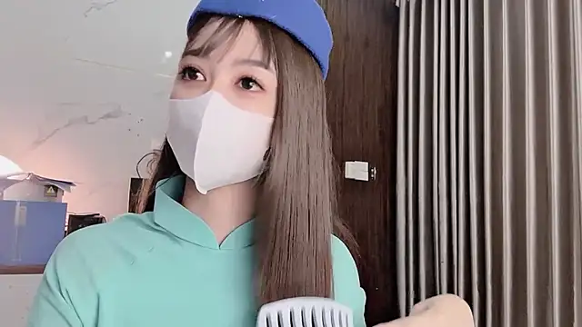 Mono-Stewardesss online show from 10/19/25, 03:01