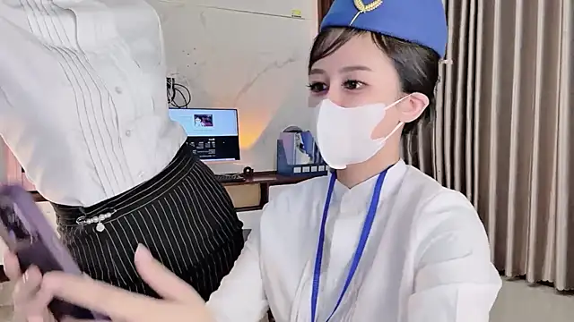 Mono-Stewardesss online show from 11/01/25, 01:02