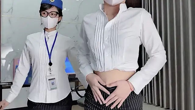 Mono-Stewardesss online show from 11/22/25, 05:23