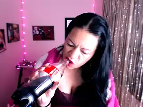 Cristal w online show from 01/28/25, 08:58