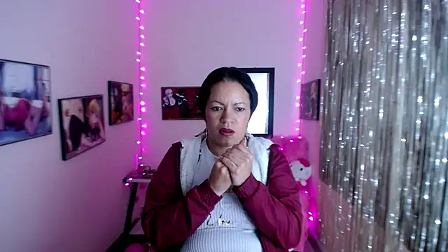 Cristal w online show from 02/07/25, 03:30