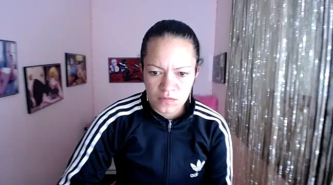 Cristal w online show from 03/04/25, 08:05