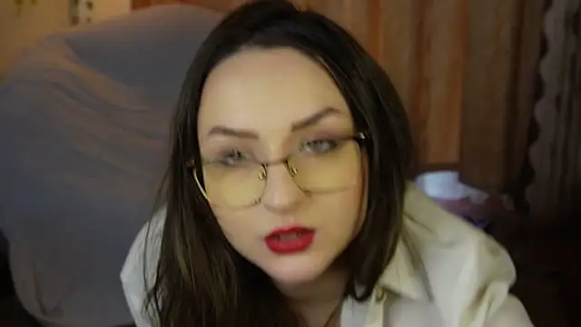 NaughtYHomemadE online show from 12/22/24, 08:16