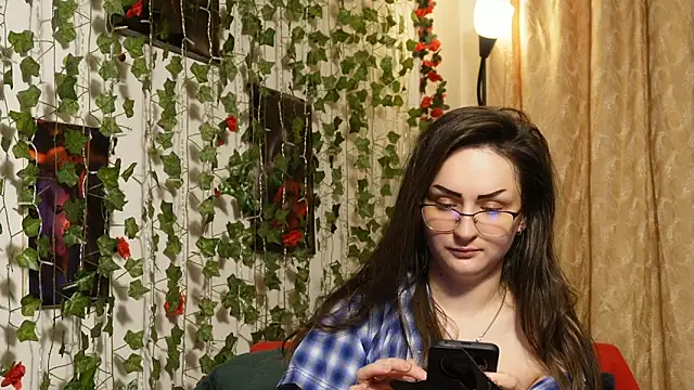 NaughtYHomemadE online show from 02/06/26, 09:34