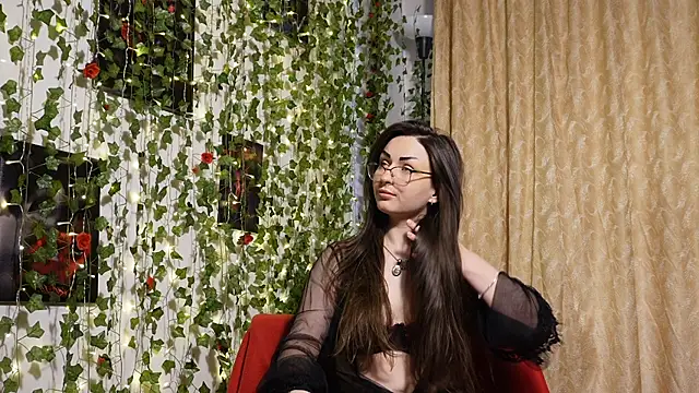 NaughtYHomemadE online show from 04/19/26, 11:09