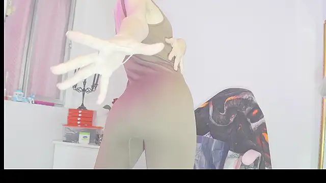 Stryxcy online show from 03/17/25, 09:45