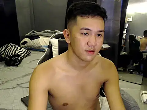 xgregor07 online show from 10/01/25, 08:20