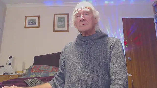 WaverlyKernow online show from 12/02/24, 12:29