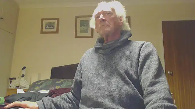 WaverlyKernow online show from 12/03/24, 08:39