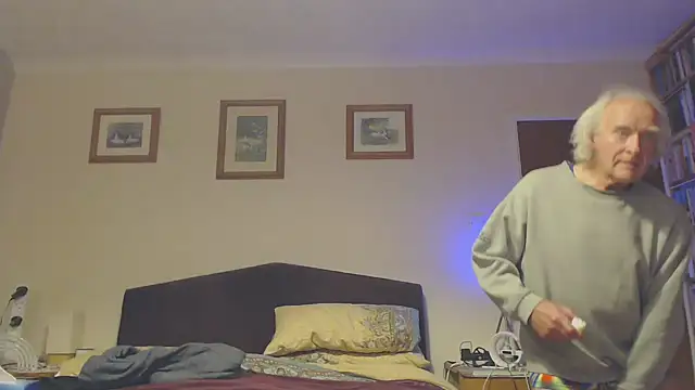 WaverlyKernow online show from 01/17/25, 02:07