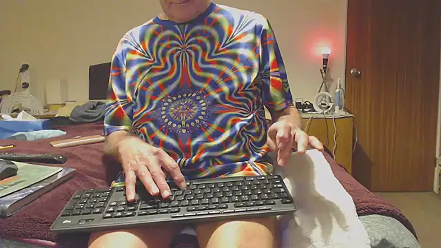 WaverlyKernow online show from 01/17/25, 05:08