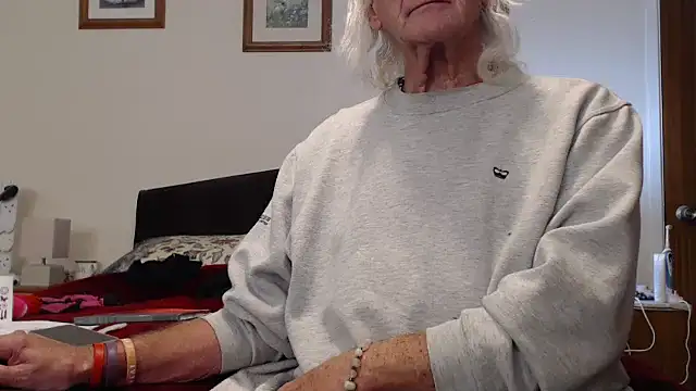 WaverlyKernow online show from 11/01/25, 10:06