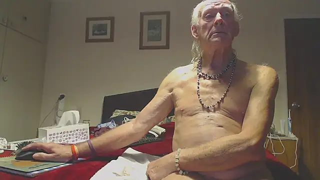 WaverlyKernow online show from 11/04/25, 03:11