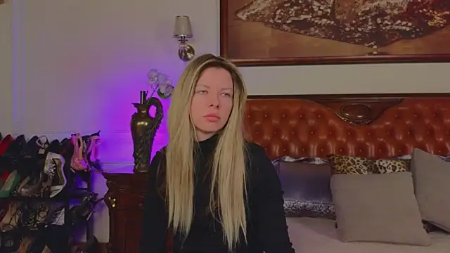 Real Tini online show from 03/05/26, 07:04