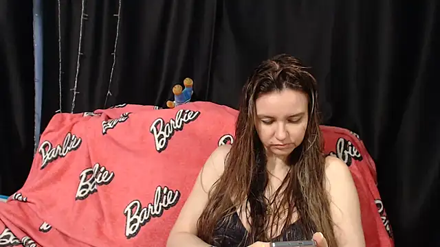 Snapshot of Milana69 chatting on 06/10/26, 03:33 Milana69 online show from 06/10/26, 03:33