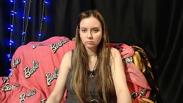 Snapshot of Milana69 chatting on 06/28/26, 06:25 Milana69 online show from 06/28/26, 06:25