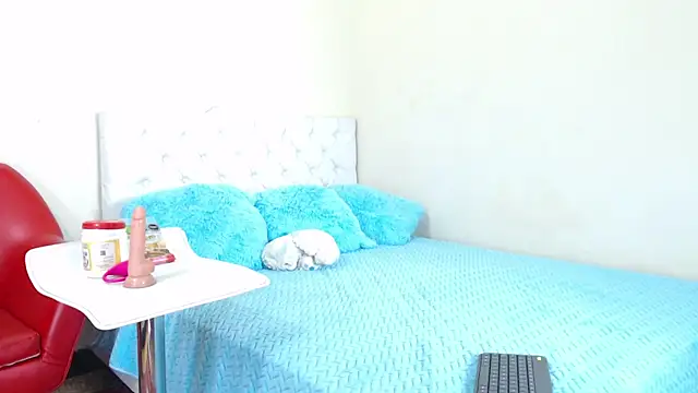 luna hoott online show from 03/06/25, 05:33