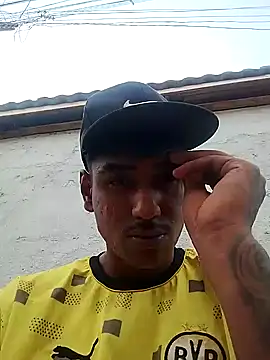 fernandes v online show from 04/20/26, 04:54