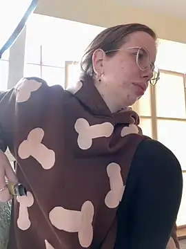 SecretDesireMe online show from 03/04/25, 08:13