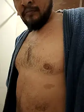 Bartolito001 online show from 10/07/25, 06:54