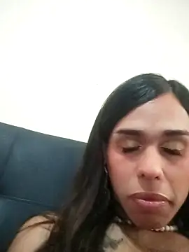 pretty ariiel online show from 06/06/26, 02:44