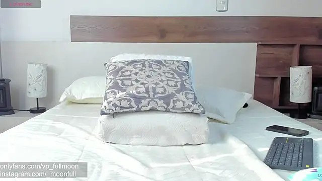  fullmoon online show from 03/24/26, 09:31