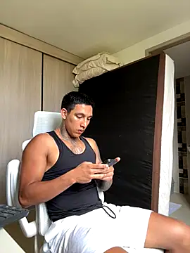 sendfer online show from 11/12/25, 08:19