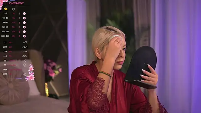 VictoriaMorrone online show from 02/22/25, 02:41