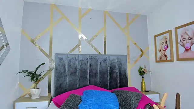 angelina castroo online show from 12/20/24, 03:14