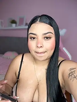 Emily cooper20 online show from 11/21/25, 12:10