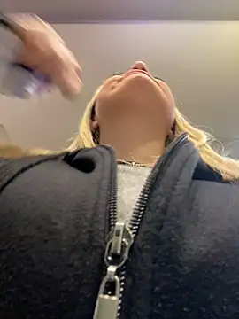 antonella87 online show from 01/09/25, 09:58