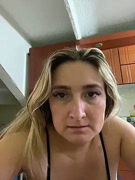 antonella87 online show from 01/18/25, 07:48