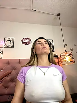 antonella87 online show from 09/18/25, 09:17