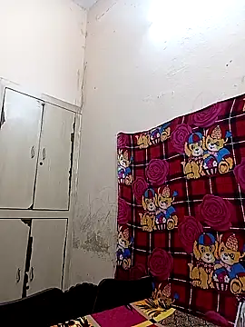 reemacouple007 online show from 09/17/25, 06:15