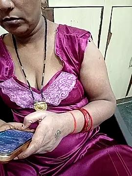 reemacouple007 online show from 10/08/25, 04:37