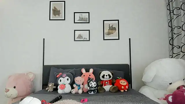 dolly ll online show from 03/19/25, 01:18