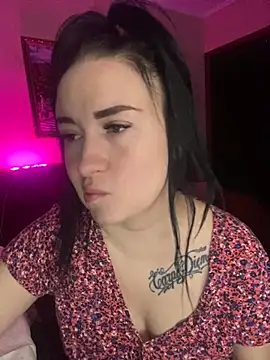 Roxana Bell online show from 02/28/25, 04:10