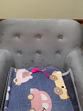 Snapshot of Linda-Mora chatting on 03/08/25, 05:43 Linda-Mora online show from 03/08/25, 05:43