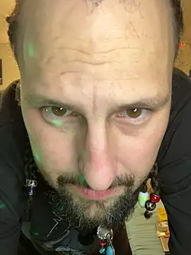 Snapshot of BobbyQ29 chatting on 11/26/25, 02:12 BobbyQ29 online show from 11/26/25, 02:12