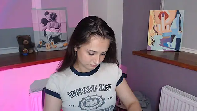 Caramel bunny online show from 07/09/26, 12:09
