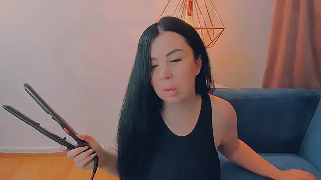 LayaFlow online show from 03/29/26, 07:41