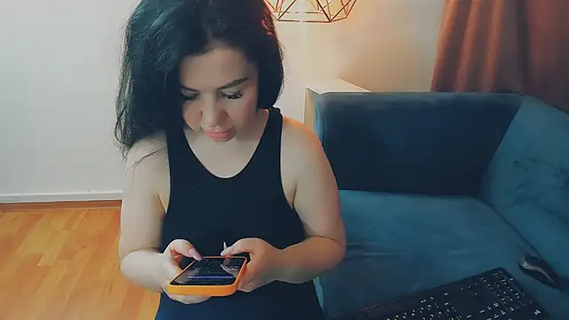 LayaFlow online show from 04/03/26, 07:06