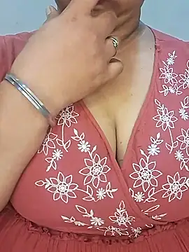 Ravina patil1 online show from 03/03/26, 03:18