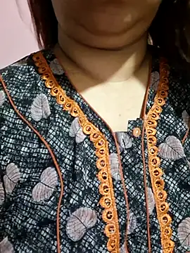 Ravina patil1 online show from 03/31/26, 07:58