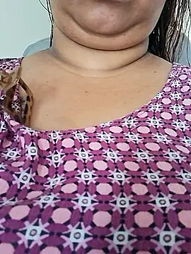 Ravina patil1 online show from 05/07/26, 05:35