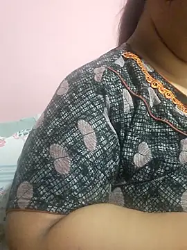 Ravina patil1 online show from 05/26/26, 02:13