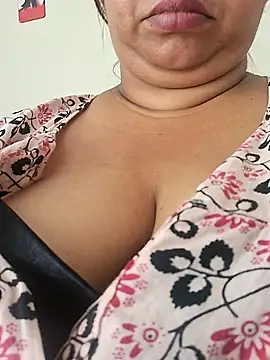 Ravina patil1 online show from 05/31/26, 05:26