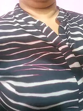 Ravina patil1 online show from 07/15/26, 12:54