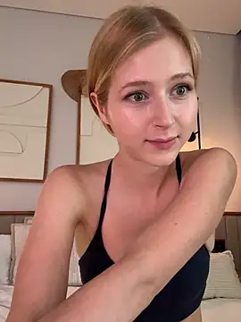 LunaRase online show from 01/14/26, 06:19