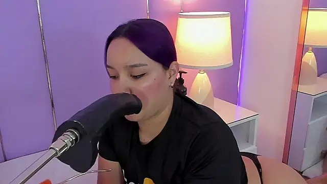 SophyRuiz  online show from 01/13/26, 11:59